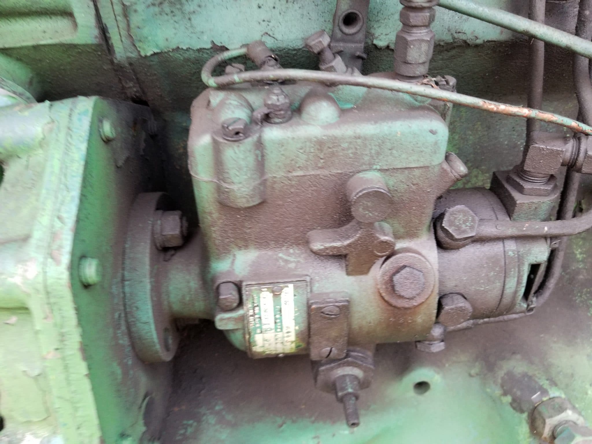 USED DEERE 820 INJECTION PUMP Gulf South Equipment