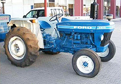 Ford 2610 tractor #10