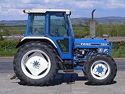 Ford 7610 tractor information