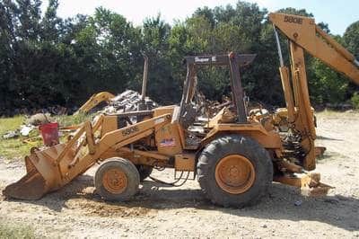 SALVAGE CASE 580SE BACKHOE FOR PARTS GULF SOUTH EQUIPMENT SALES BATON ROUGE LOUISIANA