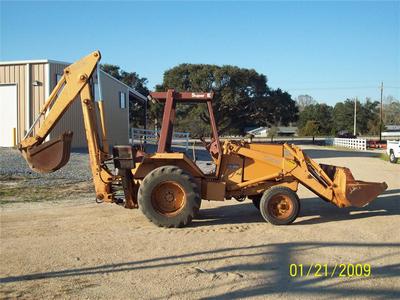 SALVAGE CASE 580SD BACKHOE FOR PARTS GULF SOUTH EQUIPMENT SALES BATON ROUGE LOUISIANA