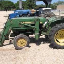 SALVAGE JOHN DEERE 850 TRACTOR IN FOR PARTS GULF SOUTH EQUIPMENT SALES BATON ROUGE LOUISIANA