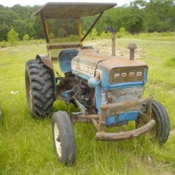 SALVAGE FORD 3000 TRACTOR FOR PARTS GULF SOUTH EQUIPMENT SALES BATON ROUGE LOUISIANA