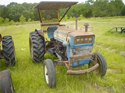 SALVAGE FORD 3000 TRACTOR FOR PARTS GULF SOUTH EQUIPMENT SALES BATON ROUGE LOUISIANA