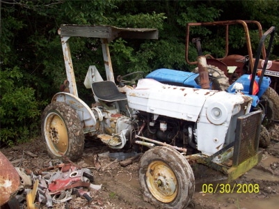 SALVAGE FORD 3600 TRACTOR FOR PARTS GULF SOUTH EQUIPMENT SALES BATON ROUGE LOUISIANA