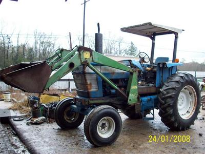 SALVAGE FORD 7710 TRACTOR FOR PARTS GULF SOUTH EQUIPMENT SALES BATON ROUGE LOUISIANA