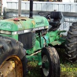 SALVAGE JOHN DEERE 2155 TRACTOR IN FOR PARTS GULF SOUTH EQUIPMENT SALES BATON ROUGE LOUISIANA