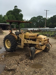 SALVAGE FORD 260C UTILITY TRACTOR FOR PARTS GULF SOUTH EQUIPMENT SALES BATON ROUGE LOUISIANA