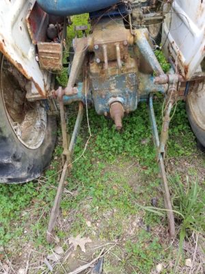 USED FORD 1100 3-PT HITCH SET
