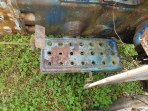 USED FORD 1100 LEFT HAND STEP