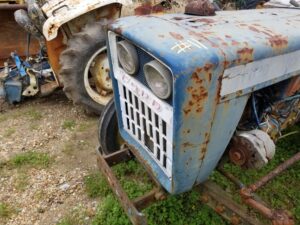 USED FORD 1100 HOOD NOSE CONE