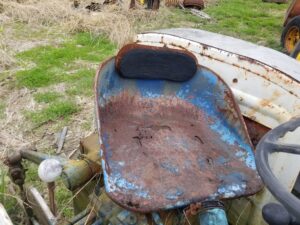 USED FORD 1100 SEAT