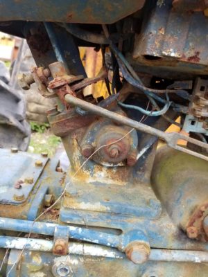 : USED FORD 1100 2WD MANUAL STEERING GEAR ASSY