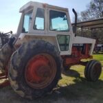 CASE/I.H. 1370 TRACTOR