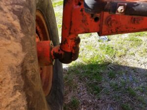 USED CASE/I.H. 1370 LEFT HAND 2WD AXLE KNEE
