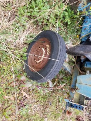 USED FORD 1600 FRONT WHEEL, 2WD