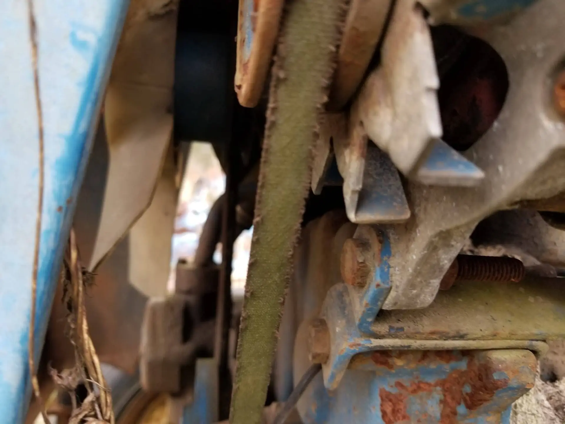 USED FORD 1600 WATER PUMP