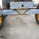 USED FORD 30 SERIES 2WD FRONT AXLE - COMPLETE LESS STEERING CYLINDER