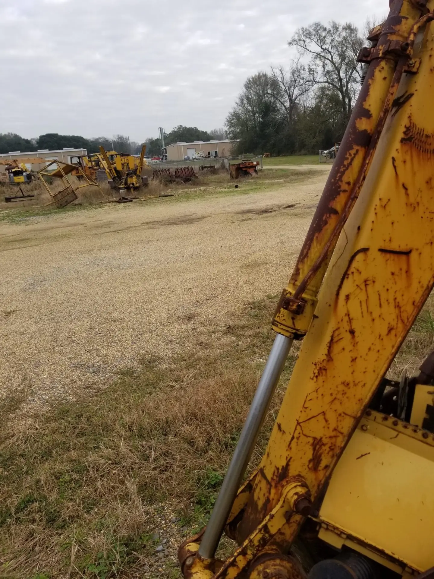 CAT 307SSR BOOM LIFT CYLINDER