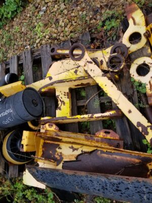 USED DEERE 310D H-LINK AND SIDE LINKS