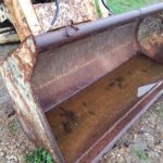 USED FORD 550 LOADER BUCKET