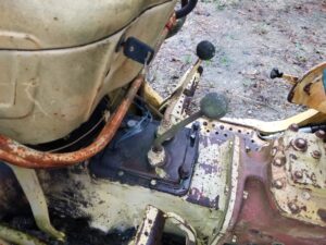 USED FORD 550 SHIFT TOP ASSEMBLY