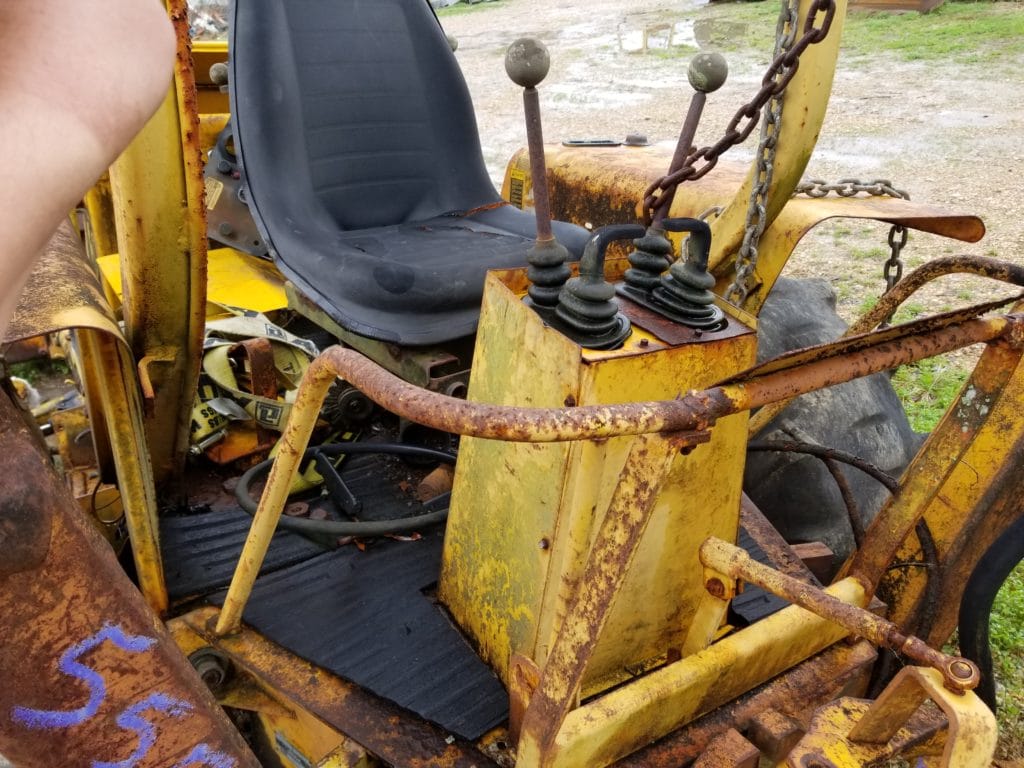 555 555A 555B BACKHOE CONTROL TOWER, HANDLES, AND LINKAGE Gulf South