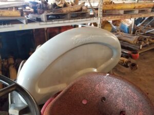 USED FORD 800 RIGHT FENDER