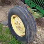 USED DEERE 820 FRONT WHEEL