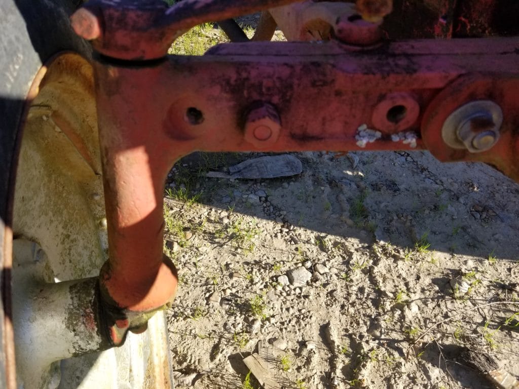 USED FORD 8N RIGHT FRONT AXLE KNEE - Gulf South Equipment Sales