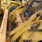 USED CASE 90XT SKID STEER FRONT BUCKET LINKS