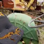 USED DEERE 950 LEFT HAND FENDER