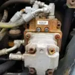 KOMATSU PC35MR-2 MAIN HYDRAULIC PUMP