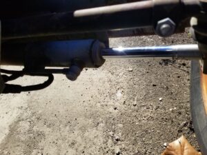 USED FORD 30 SERIES POWER STEERING CYLINDER