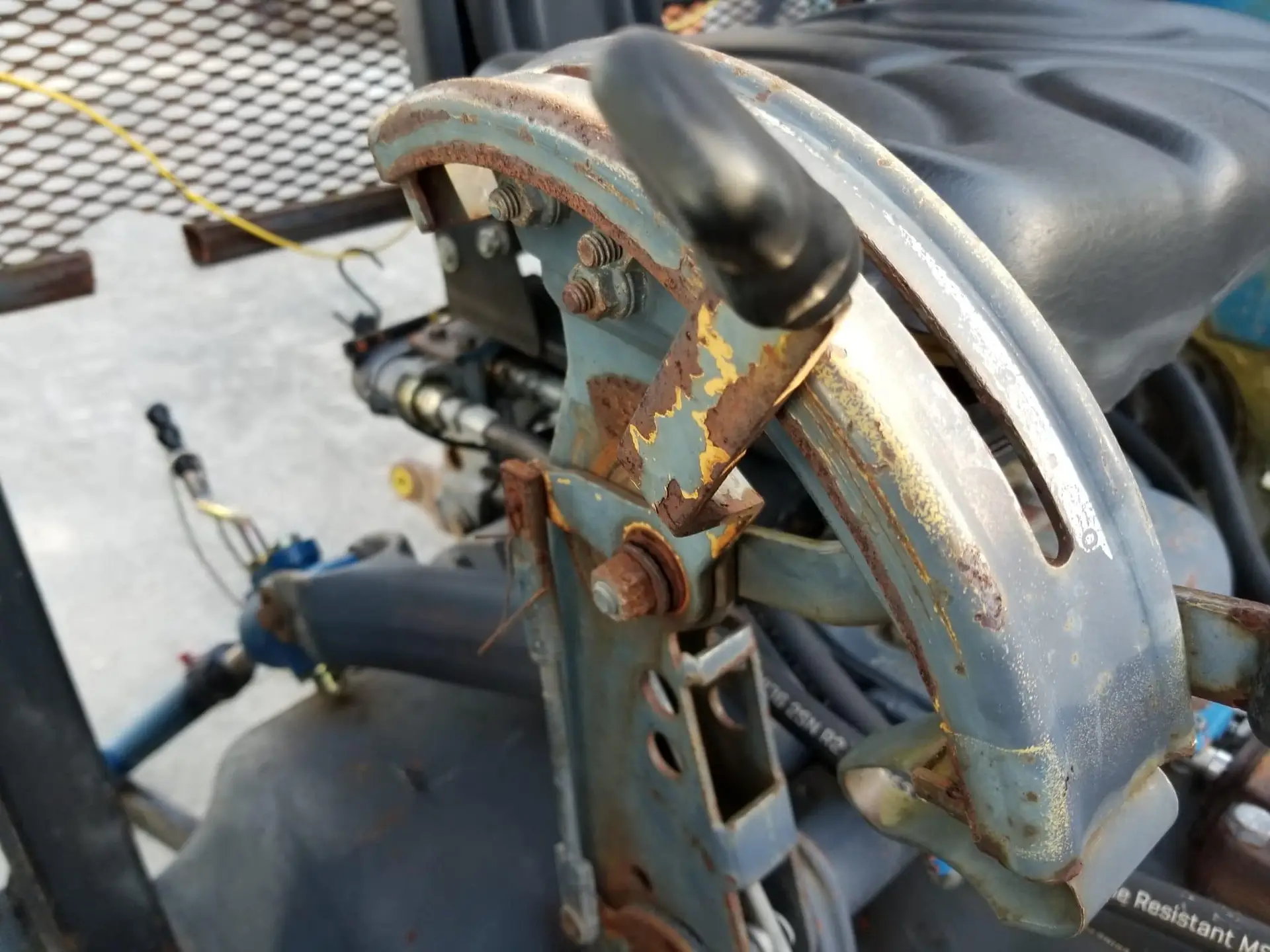 USED FORD 30 SERIES LIFT QUADRANT