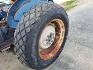 USED FORD 30 SERIES REAR WHEEL