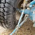 USED FORD 1320 LEVELING ASSEMBLY