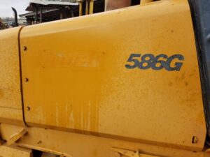 USED CASE 586G FORKLIFT RIGHT HAND ENGINE COVER