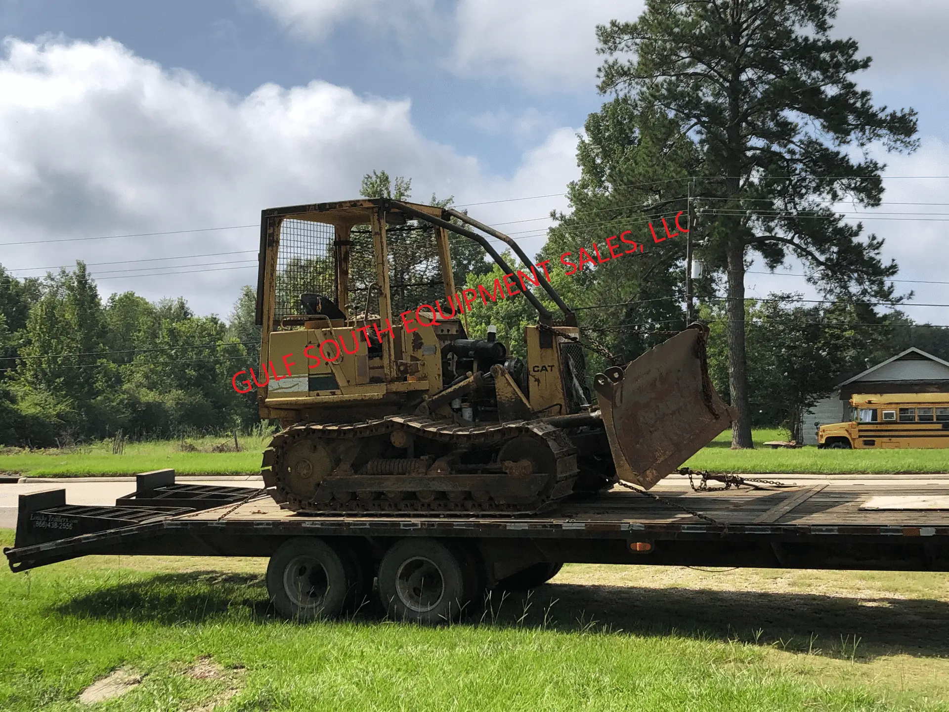 CATERPILLAR D4C Dozer in for Parts