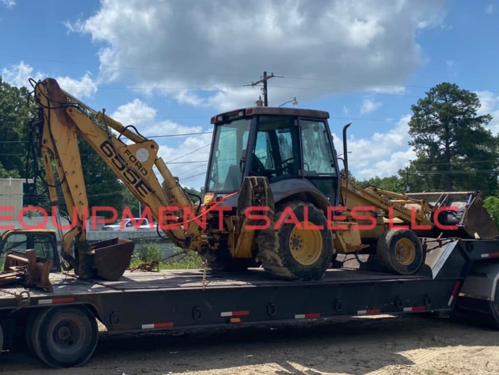 SALVAGE FORD NEW HOLLAND 655E BACKHOE FOR PARTS GULF SOUTH EQUIPMENT SALES BATON ROUGE LOUISIANA