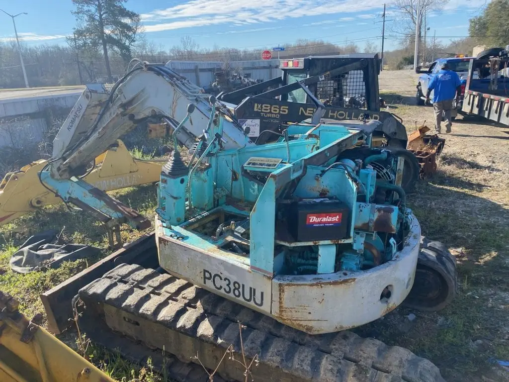 Komatsu PC38UU-1 Mini Excavator for salvage gulf south equipment sales baton rouge louisiana