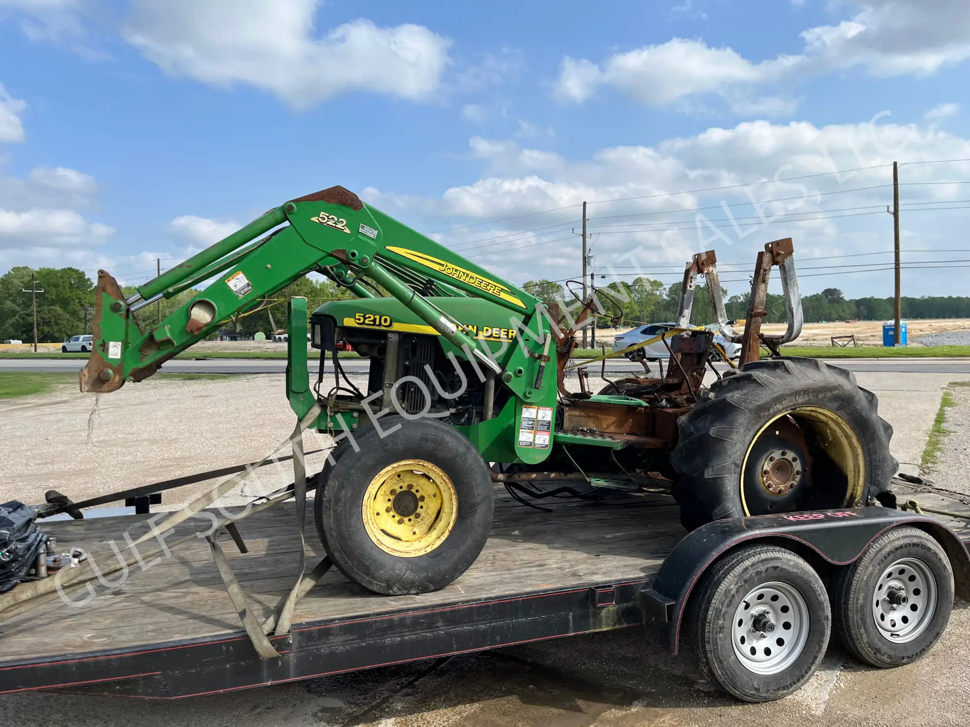John Deere 5210 2WD with 522 Loader in for Salvage