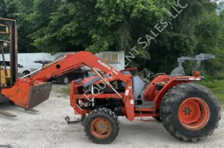 Kubota L3710D tractor with LA682 loader available for salvage